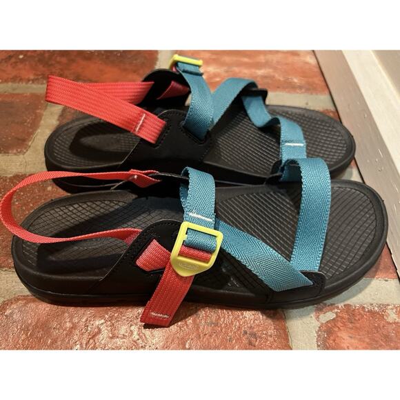 Chaco Lowdown Sandals Colorful Strappy Women's 10 NWOT - Picture 3 of 12